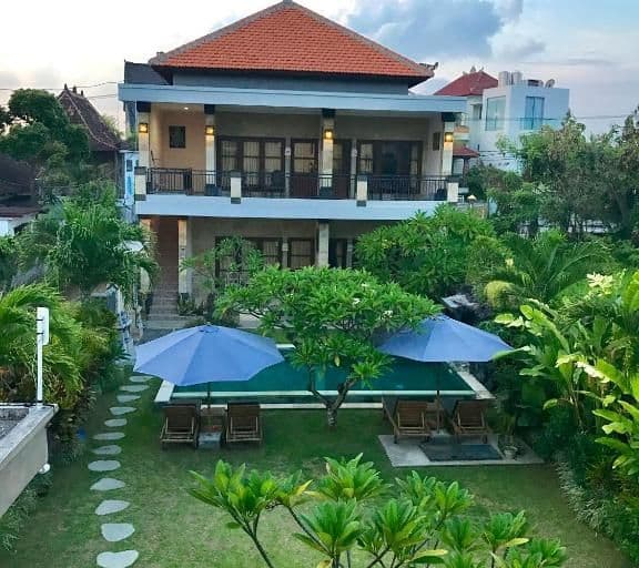 Komo Guesthouse