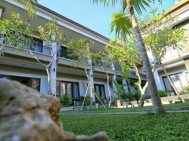 De Dukuh Legian Bali 02