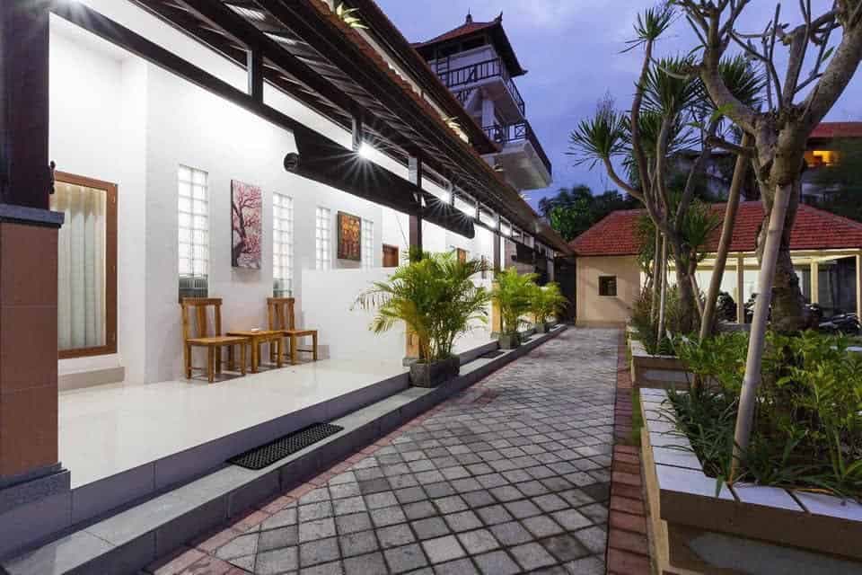 Kuba Studio Batubelig Bali 05
