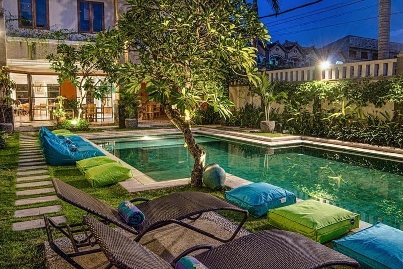 Sara Residence