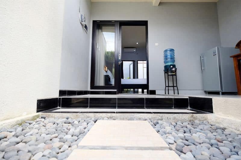 The Shari Apartments Seminyak Bali 01