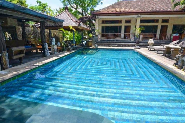 Villa Mika