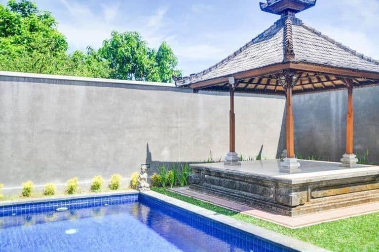 Villa Yulie